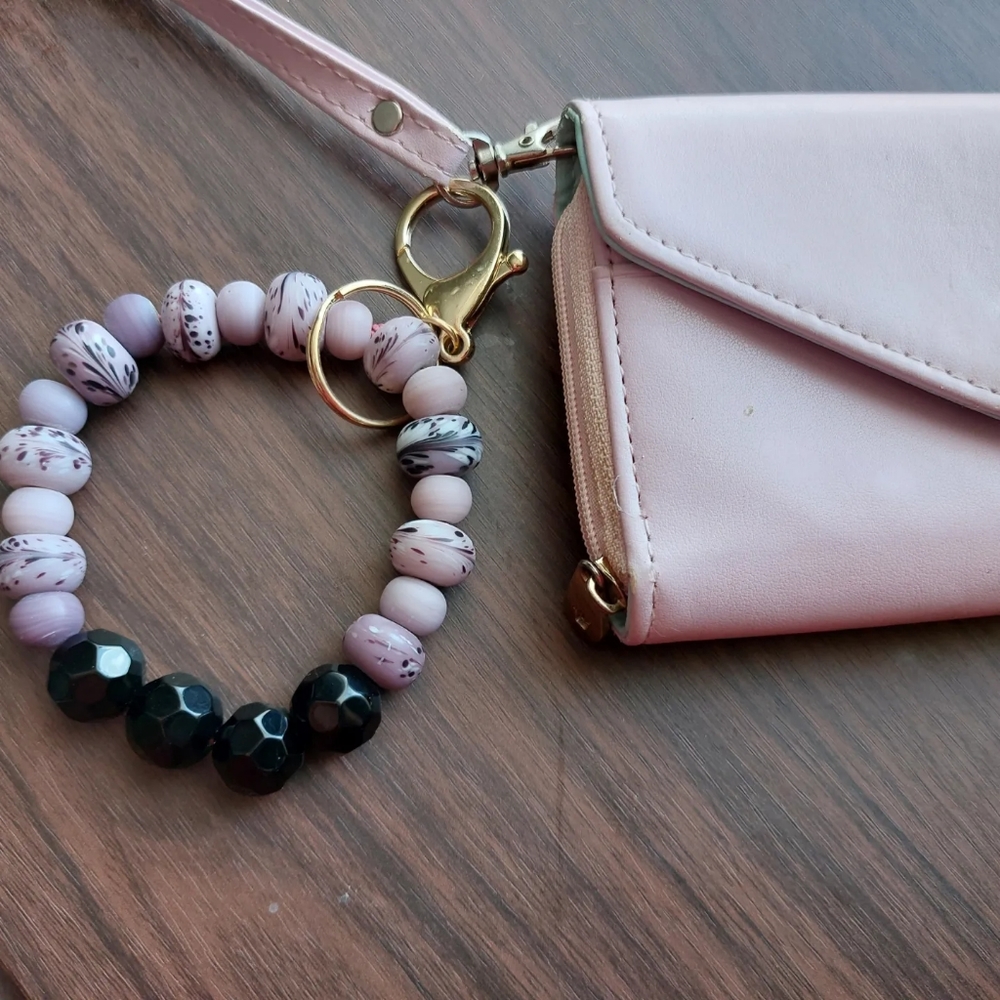 Keychain bracelet